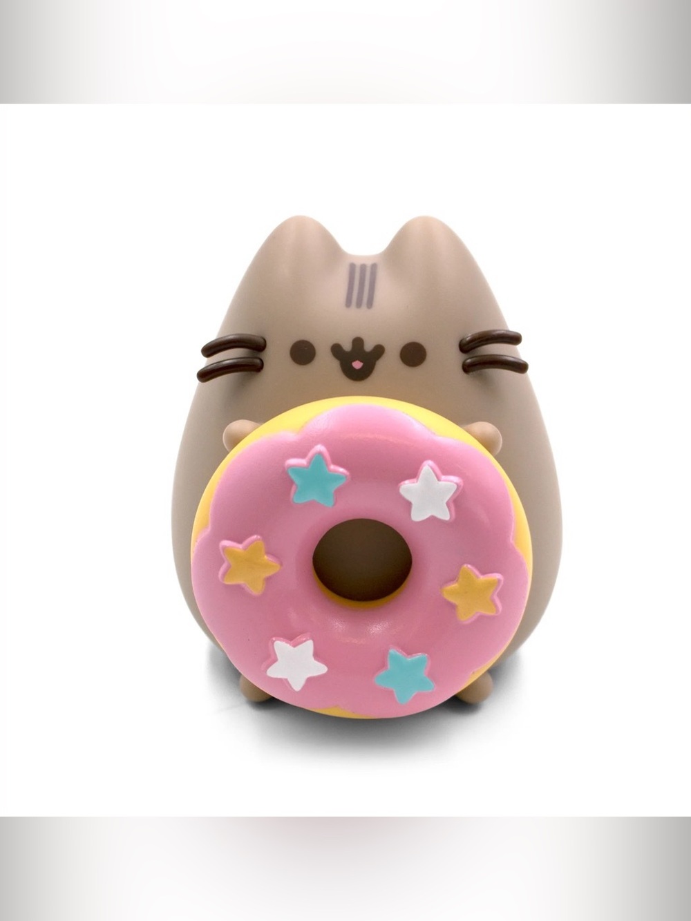 Pusheen Box Exclusive 10th Anniversary Pink Donut Vinyl Toy Winter 2020  - NWT